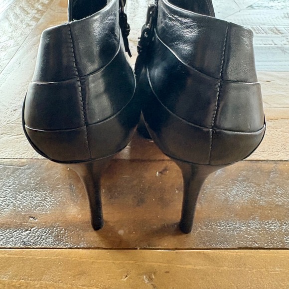 $298 VIA SPIGA Italian Leather‎ Ankle Boots Stiletto Heel Black Booties 7.5M EUC - Picture 5 of 8